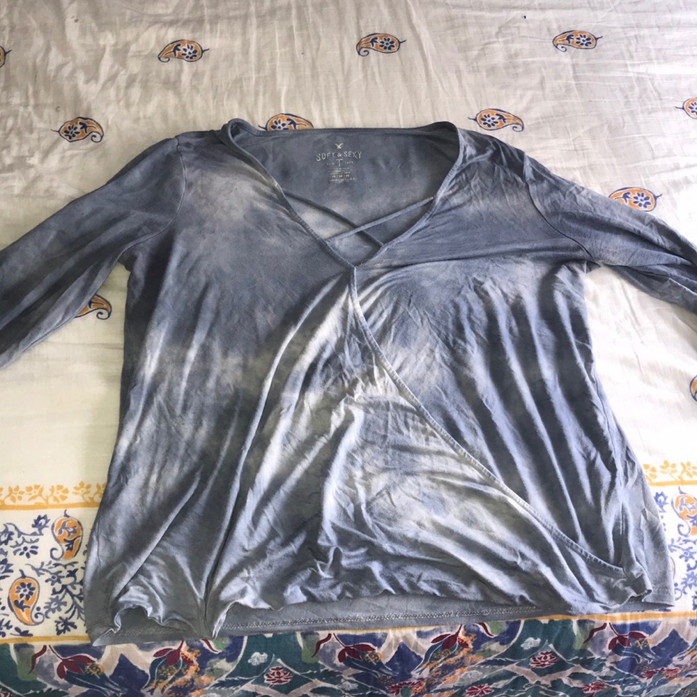 American Eagle long sleeve tie dye t shirt